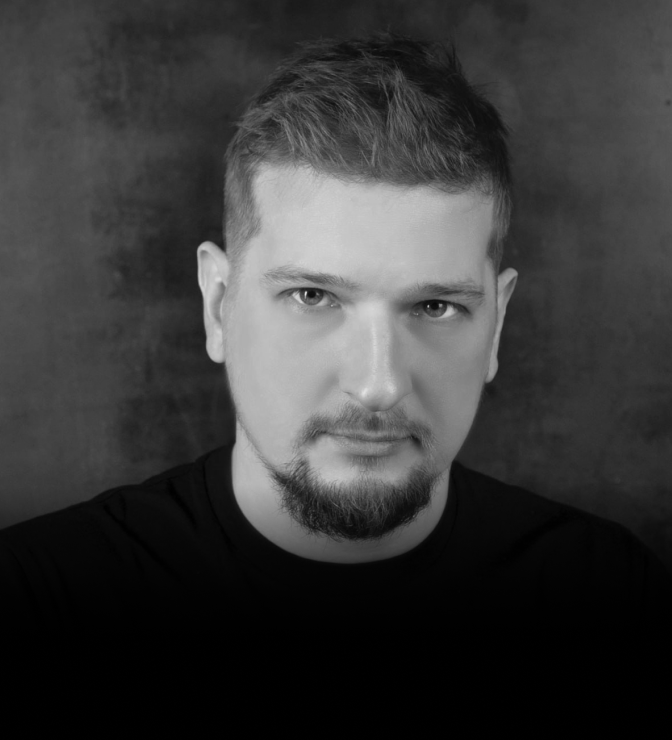 Артём Апачек 