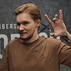 Олег Неустроев