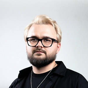 Олег Бакин